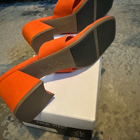 Nine West Vibrant Orange Block Heel Mules - Picture 4 of 4